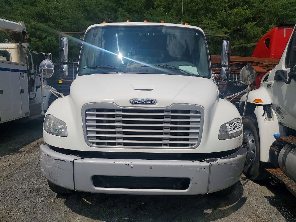 2016 Freightliner M2 106 Medium Duty