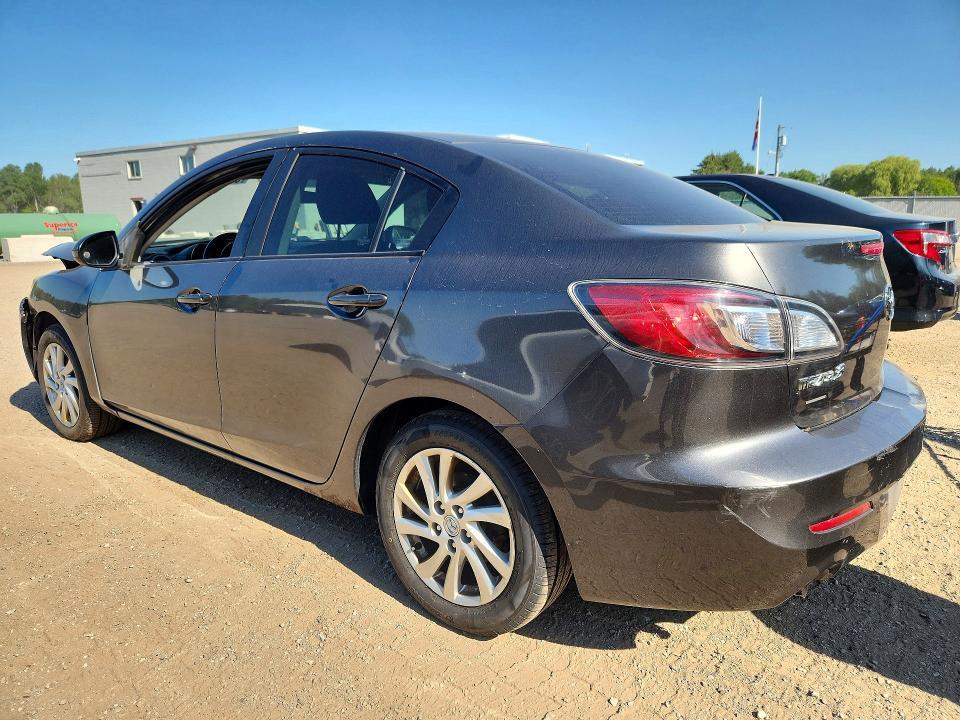 2013 Mazda 3 I