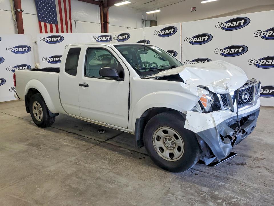 2021 Nissan Frontier s