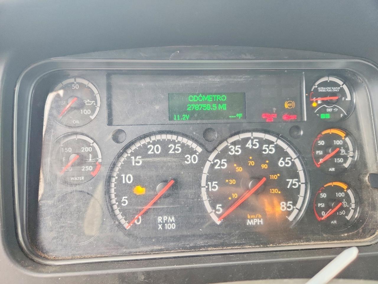 2020 Freightliner Business Class M2 BOX Truck