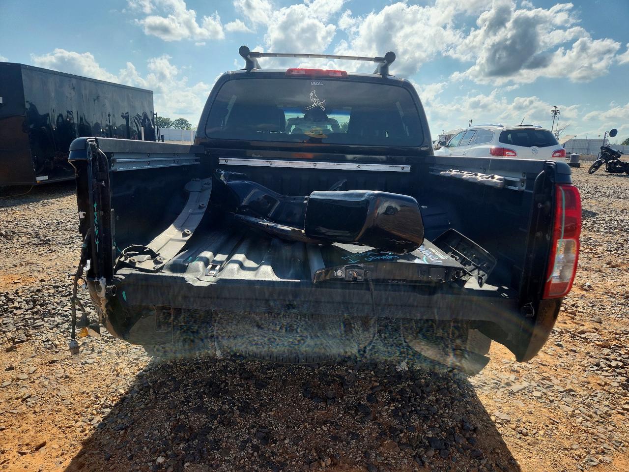 2005 Nissan Frontier SE