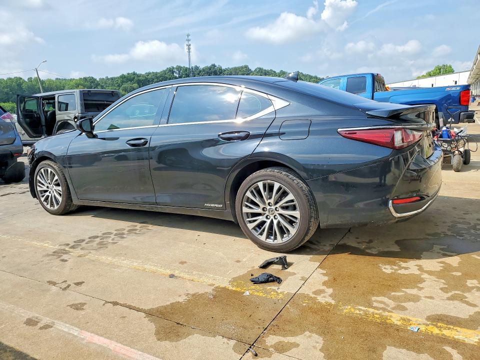 2019 Lexus ES