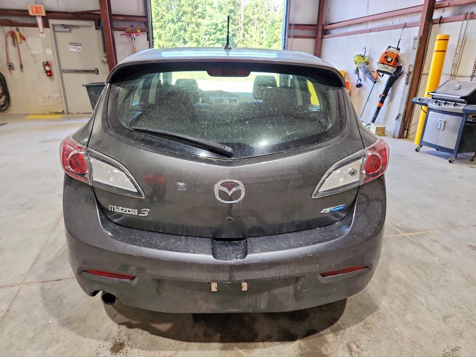 2013 Mazda 3 I