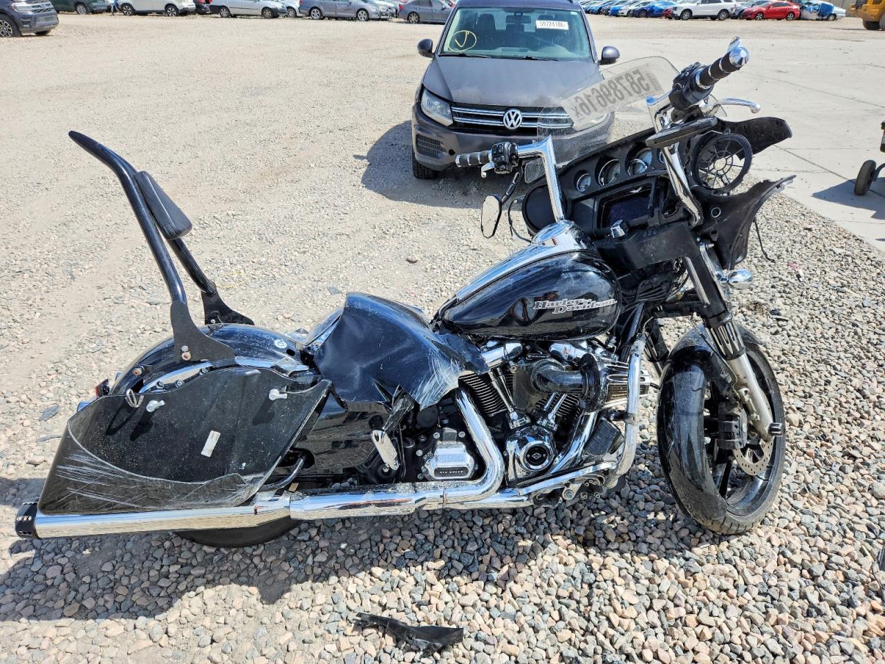 2019 Harley-Davidson Flhx