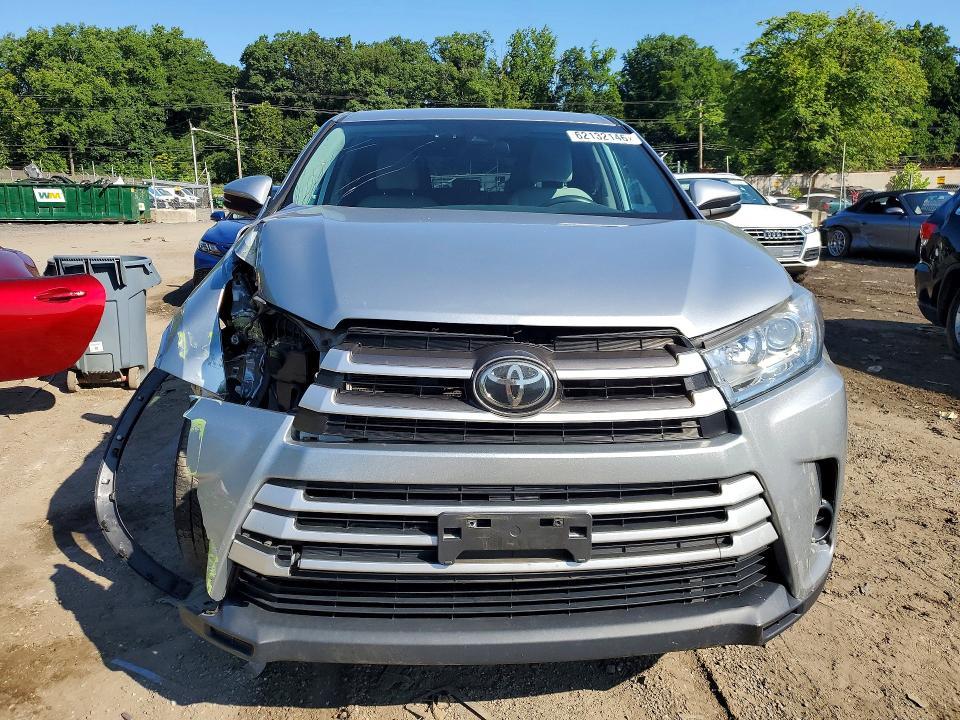 2018 Toyota Highlander le