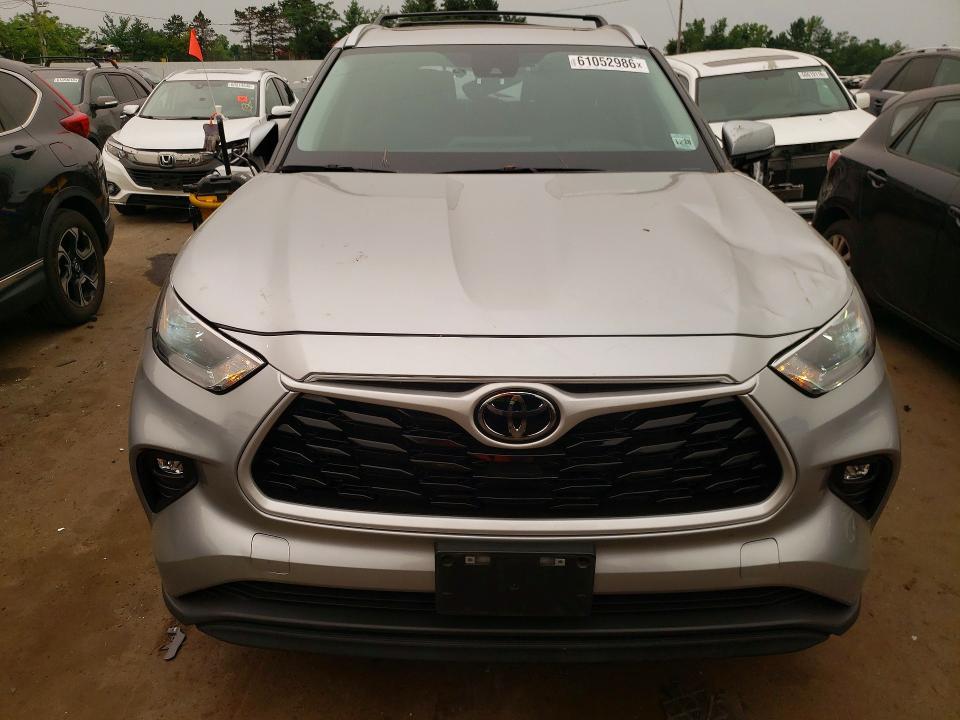 2023 Toyota Highlander xle