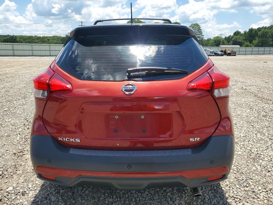 2018 Nissan Kicks sr