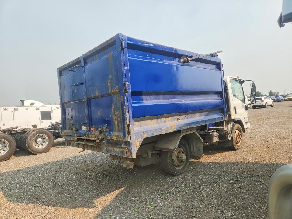 2015 Isuzu NPR HD