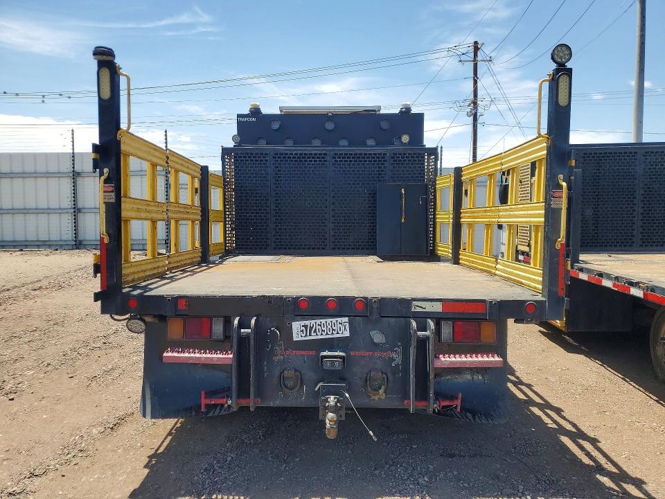 2018 Isuzu Npr hd