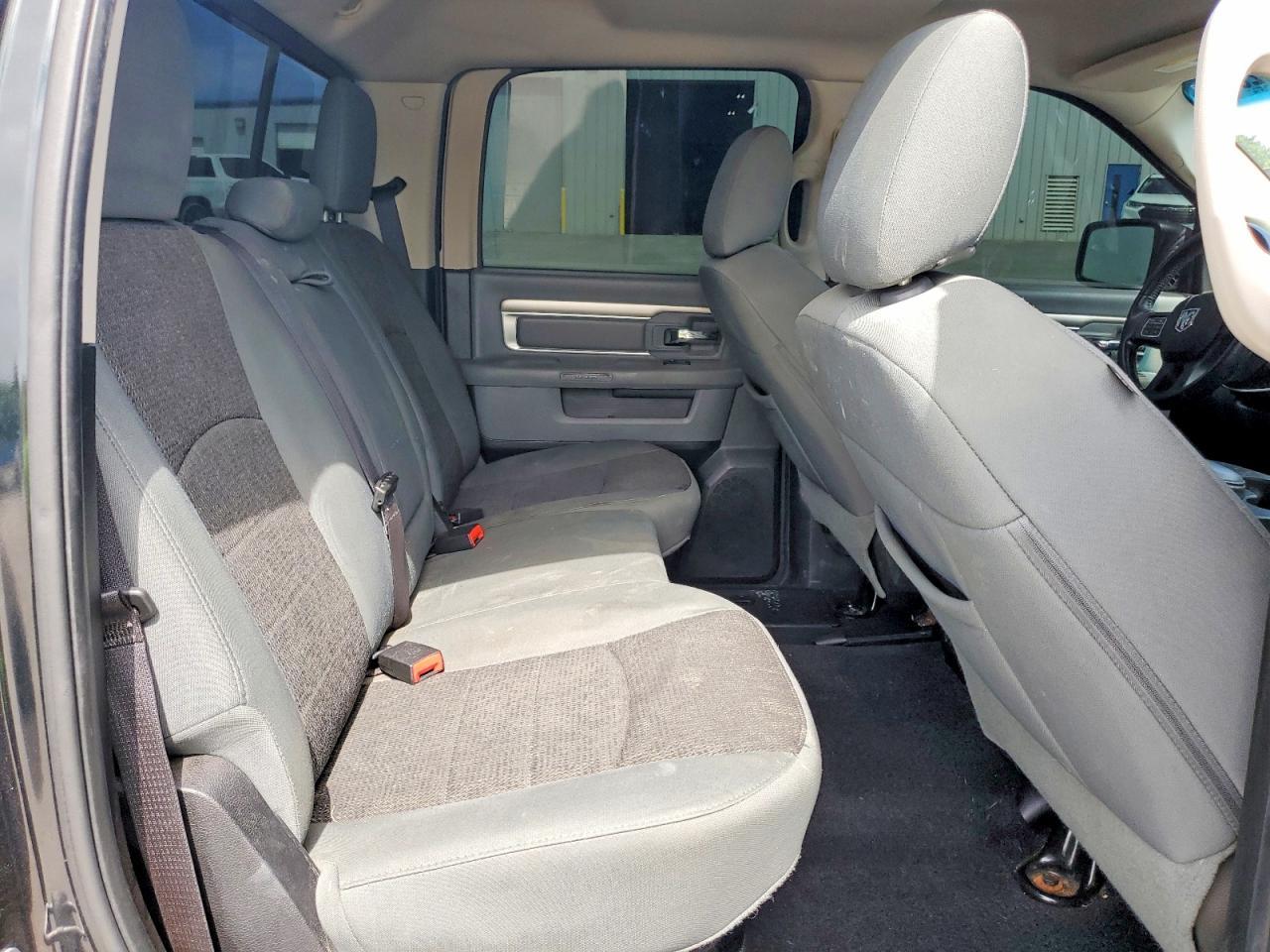 2016 Dodge RAM 1500 SLT