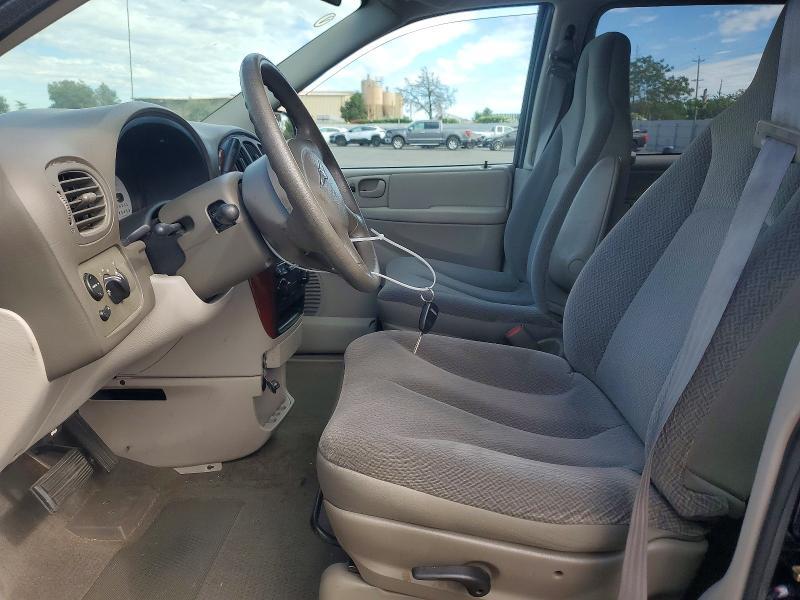 2005 Chrysler Town & Country