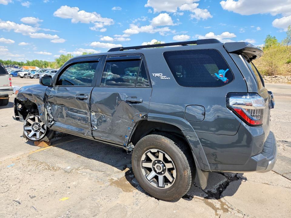 2024 Toyota 4runner trd Off-road