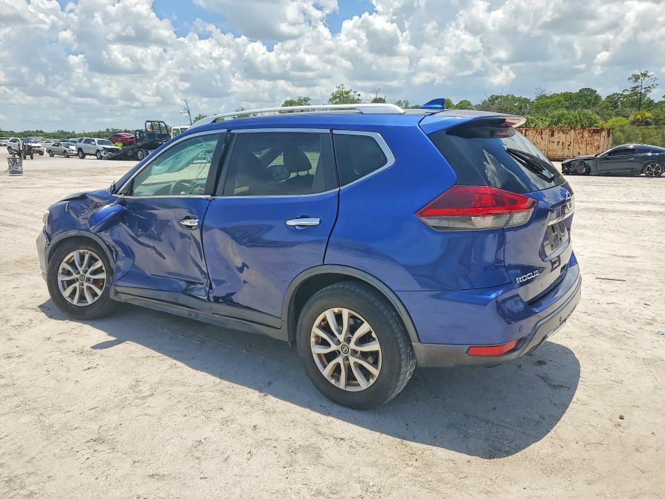 2020 Nissan Rogue sv