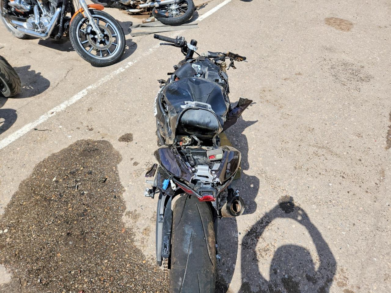 2025 Kawasaki ZX1002 L