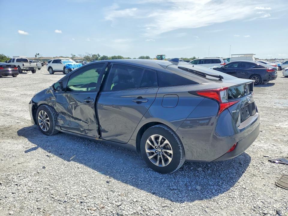 2019 Toyota Prius xle