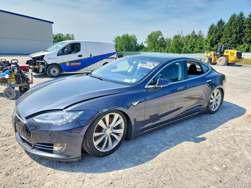 2015 Tesla Model s 85D