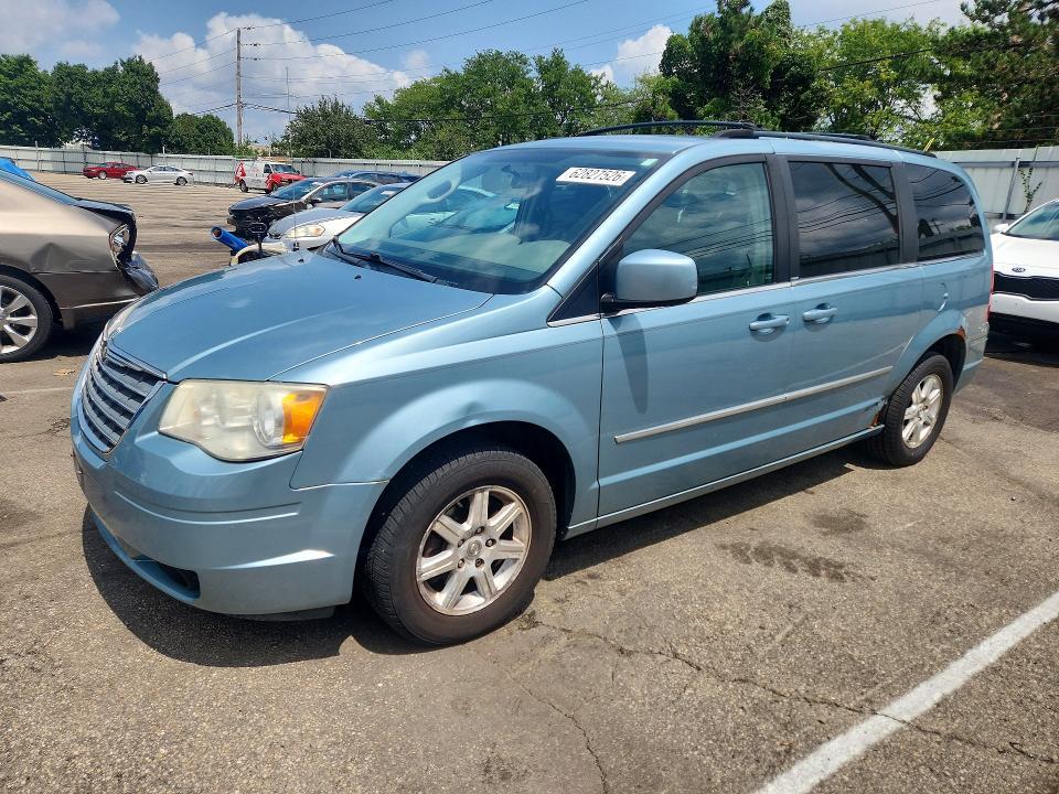 2009 Chrysler Town & Country Touring
