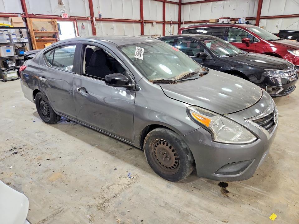 2016 Nissan Versa 1.6 sv