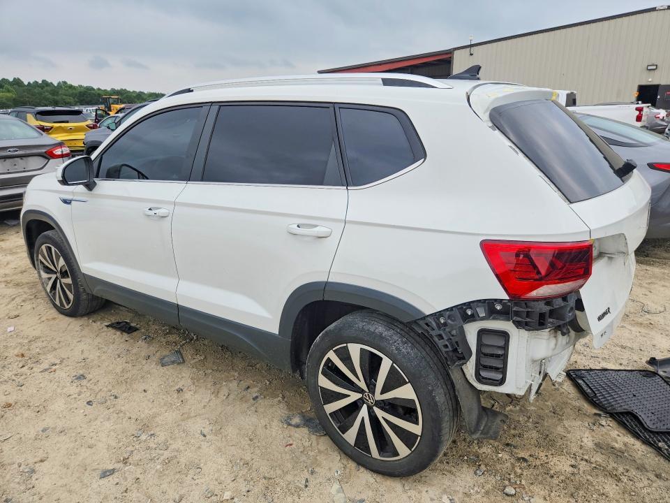 2022 Volk Taos