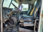 2001 Freightliner Columbia 120 Semi Truck