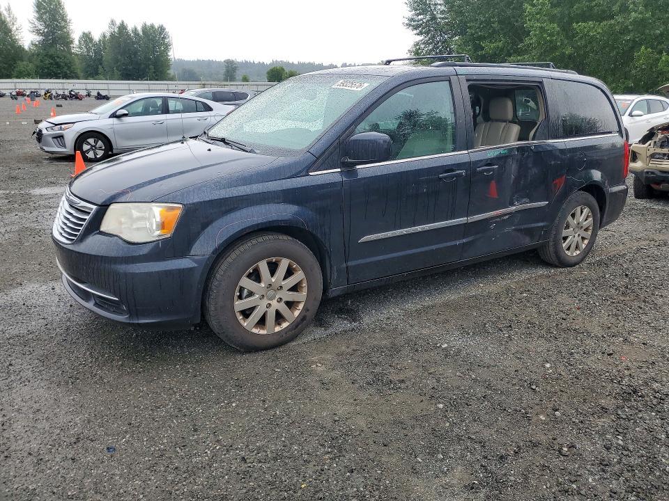 2013 Chrysler Town & Country Touring