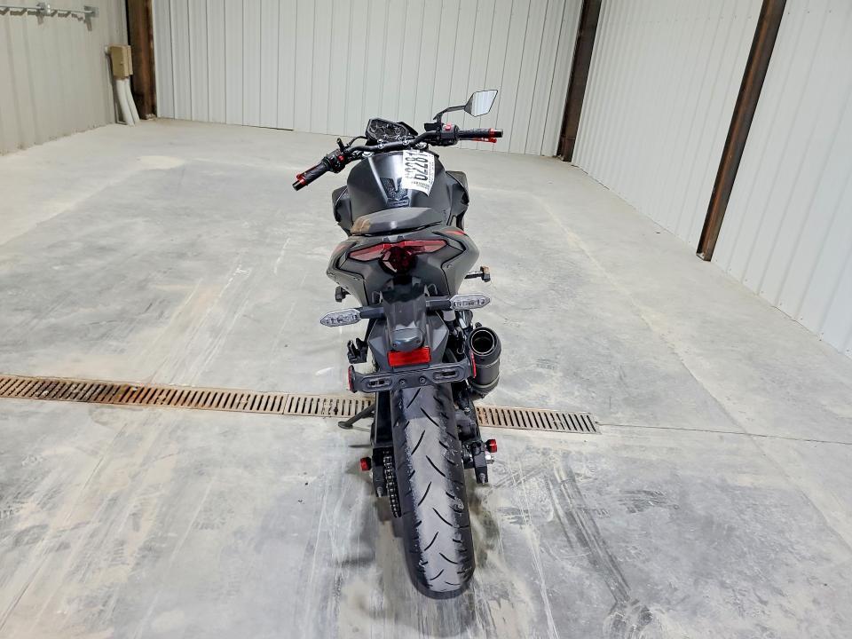 2025 Kawasaki ER500
