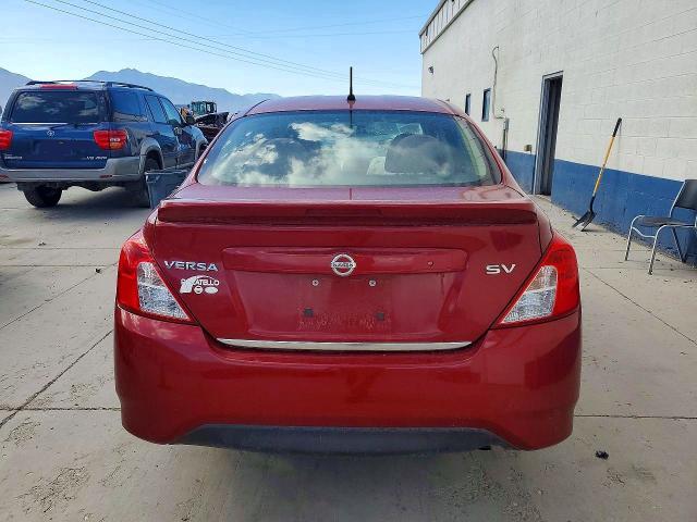 2016 Nissan Versa 1.6 sv