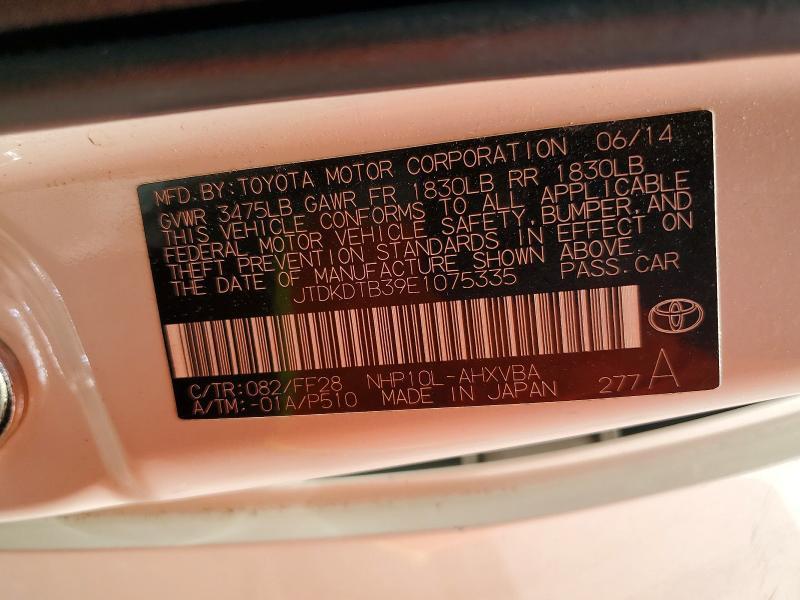 2014 Toyota Prius c two