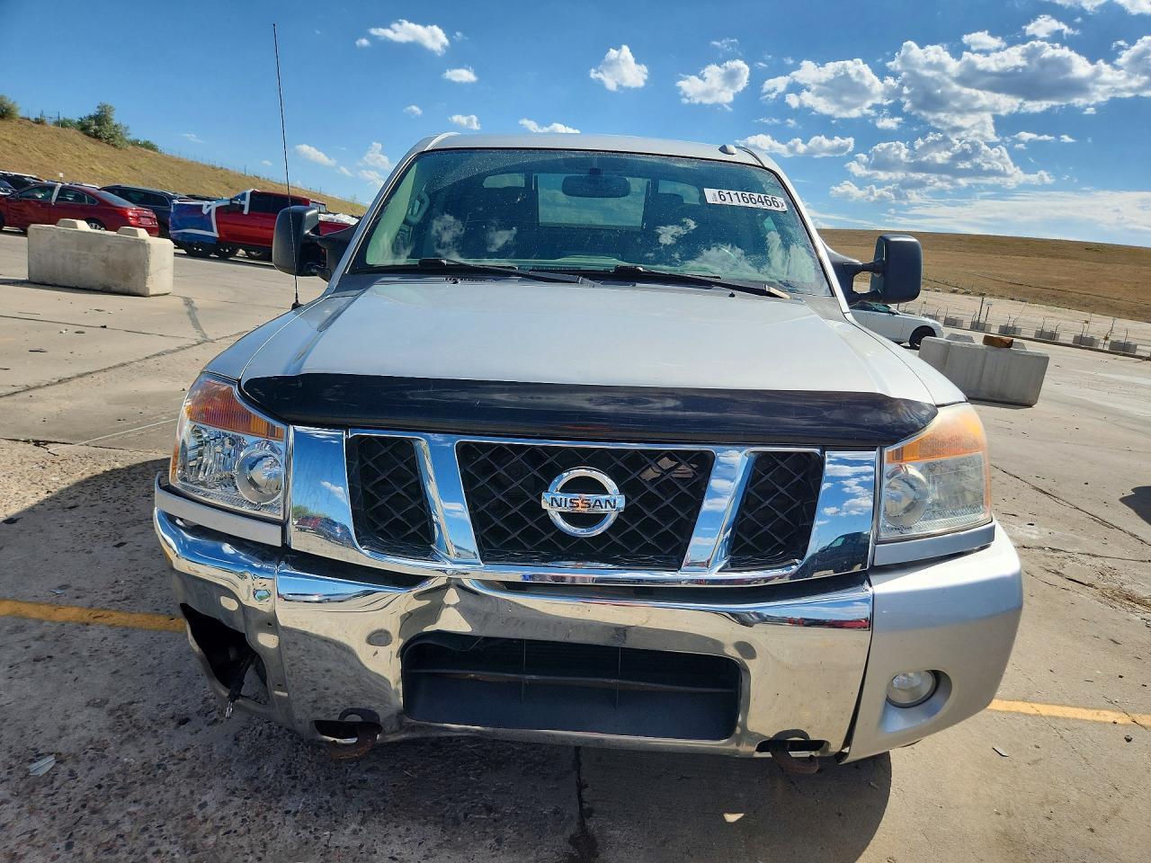 2015 Nissan Titan SV