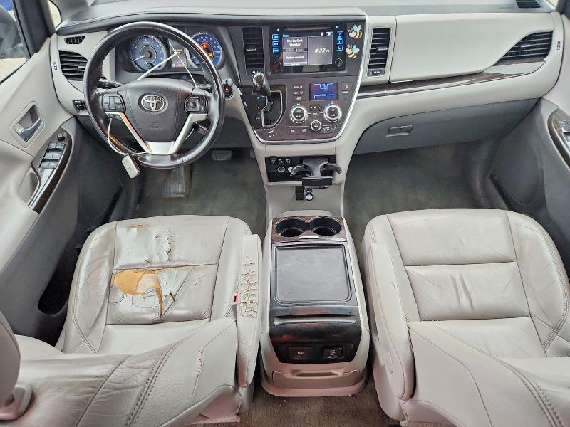 2016 Toyota Sienna xle Premium 7-passenger