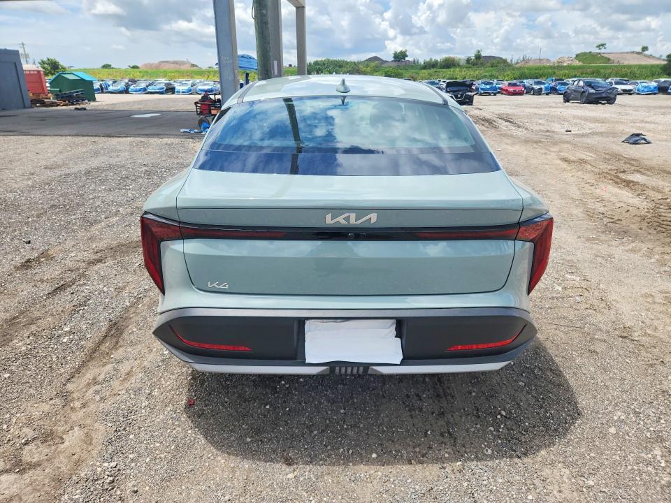 2026 KIA K4 lxs