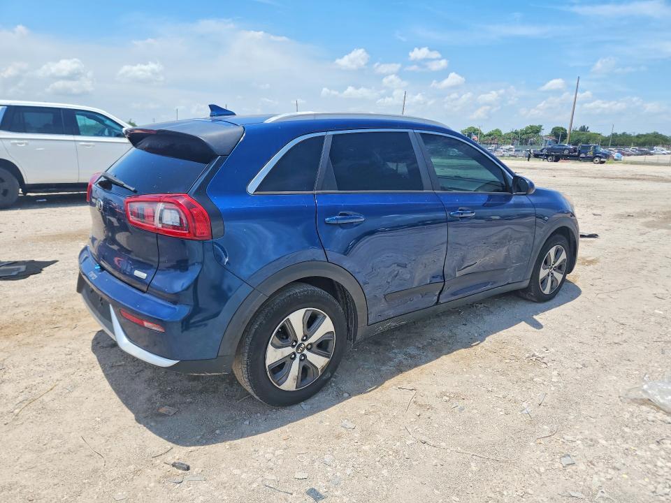 2017 KIA Niro lx