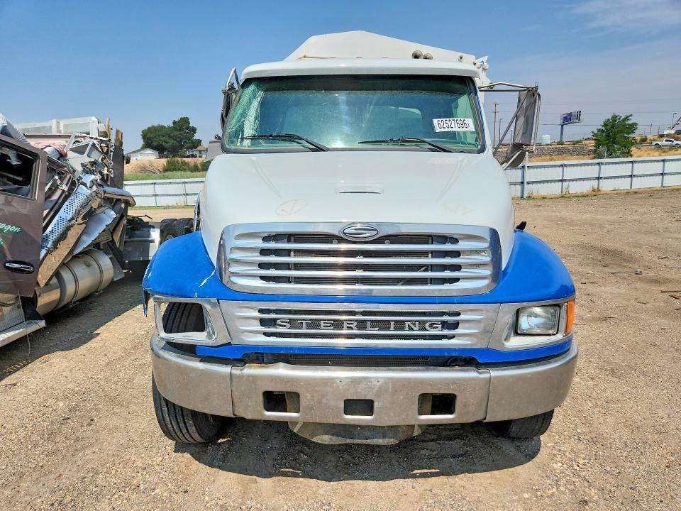2004 Sterling 2004 Sterling Acterra Grain Truck