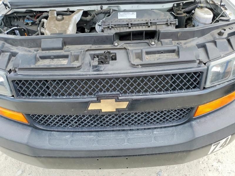 2023 Chevrolet Express G3500 ls