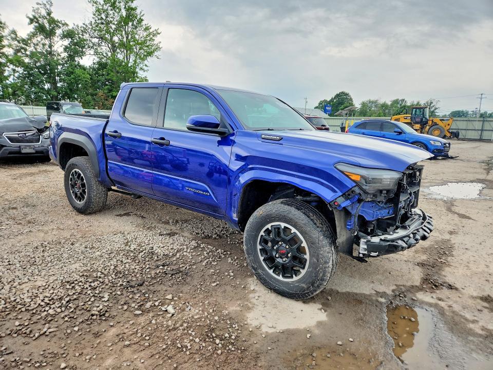 2025 Toyota Tacoma TRD OFF-ROAD HV