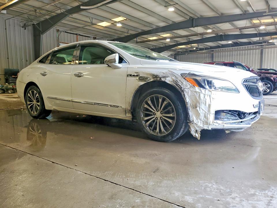 2017 Buick Lacrosse Essence