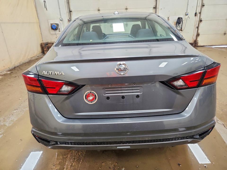 2020 Nissan Altima s