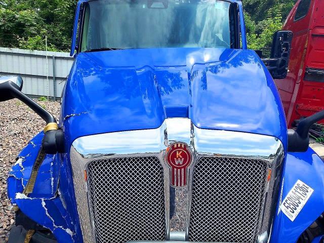 2026 Kenworth T680 Semi Truck