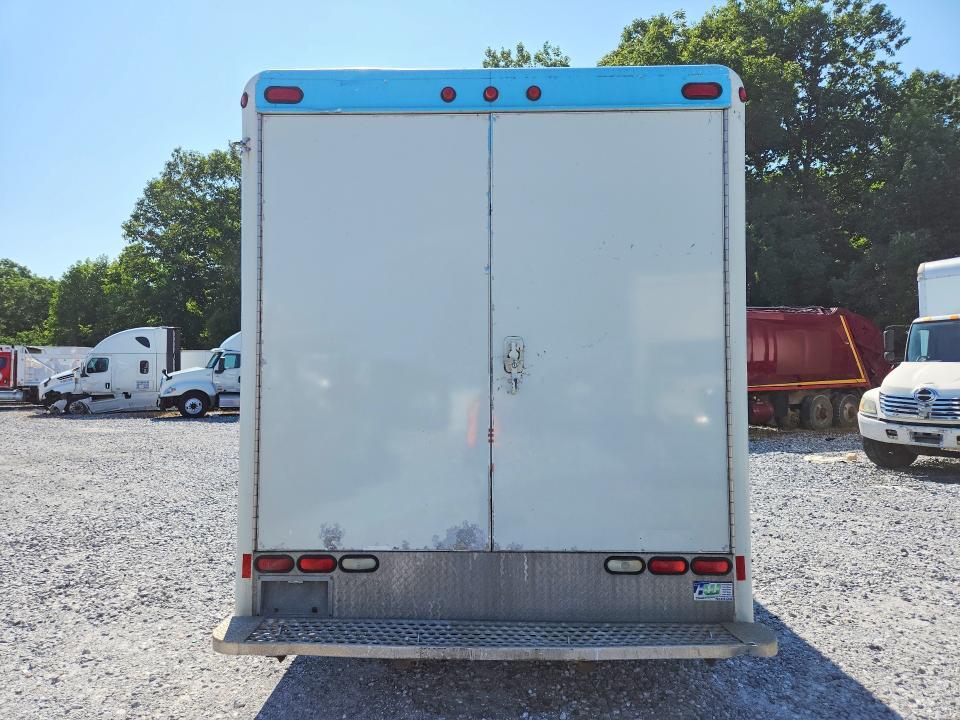 2015 Hino 195 BOX Truck