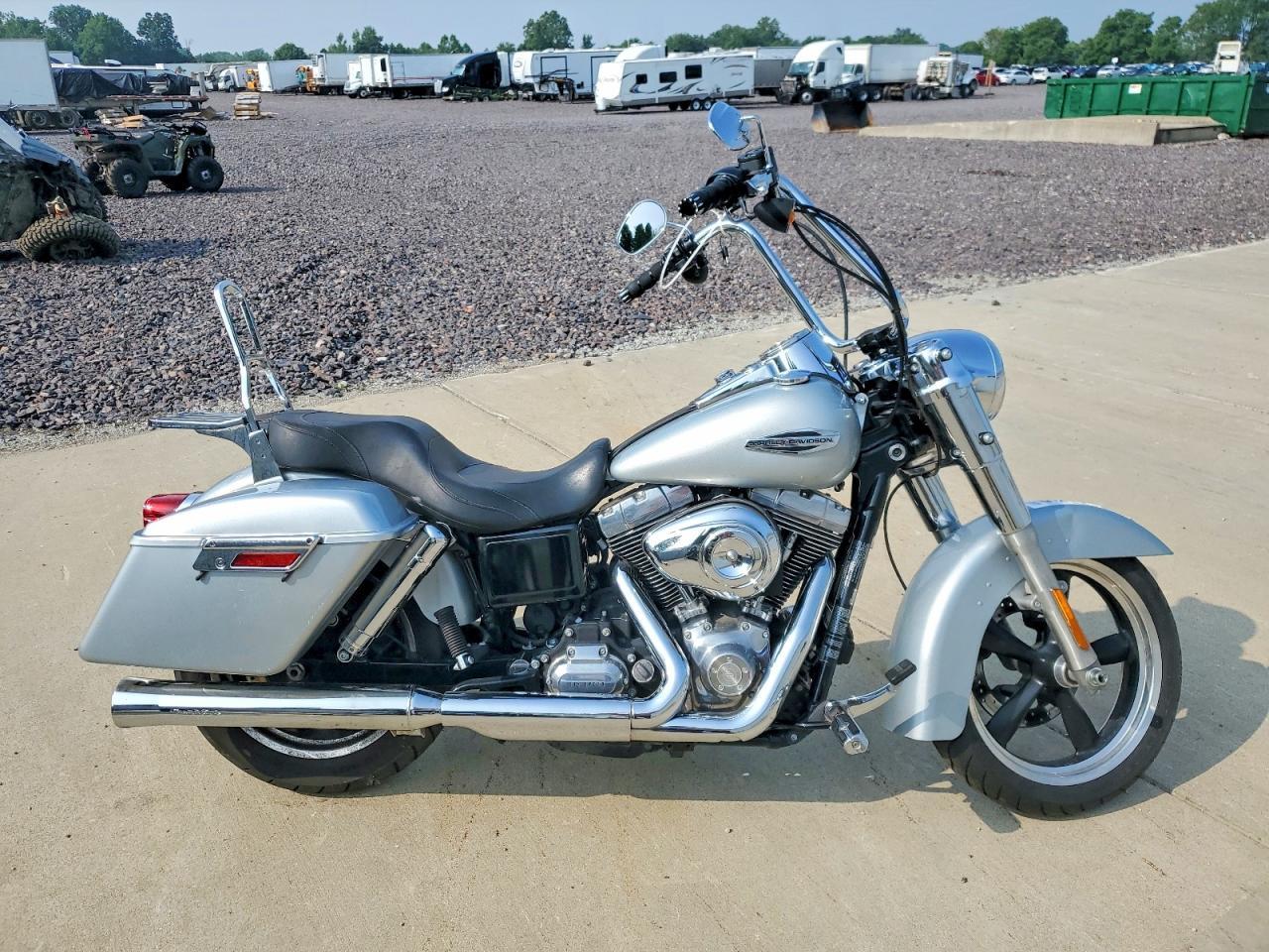 2012 Harley-Davidson FLD Switchback