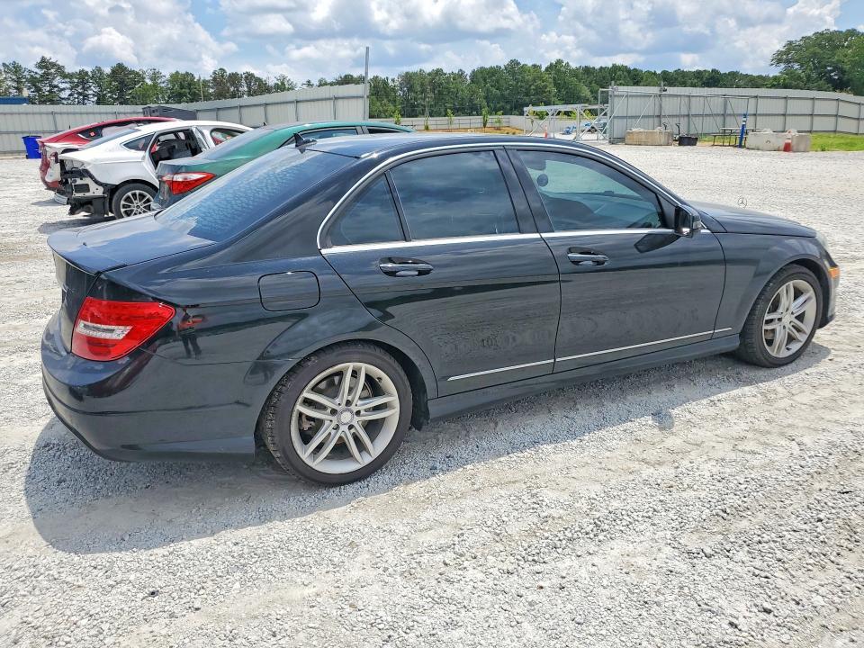 2014 Mercedes-Benz C 250