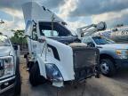 2011 Volvo VN VNL
