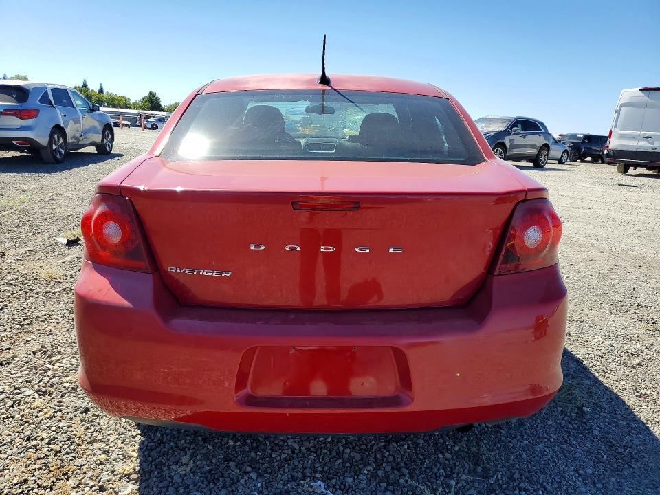 2013 Dodge Avenger SE
