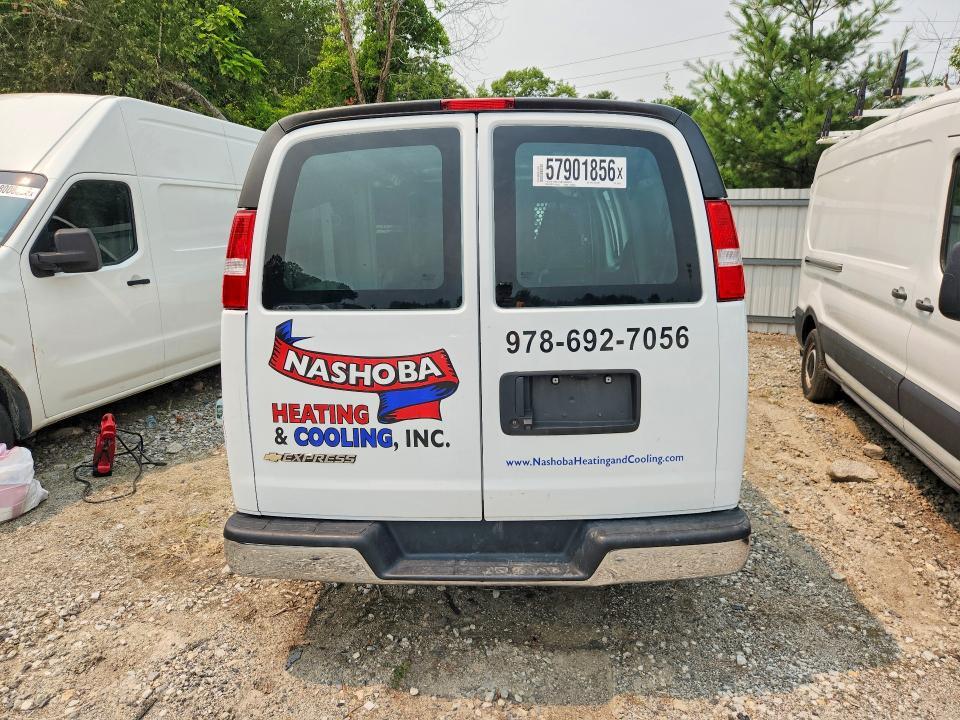 2022 Chevrolet Express G2500