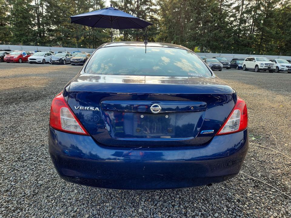 2014 Nissan Versa 1.6 s
