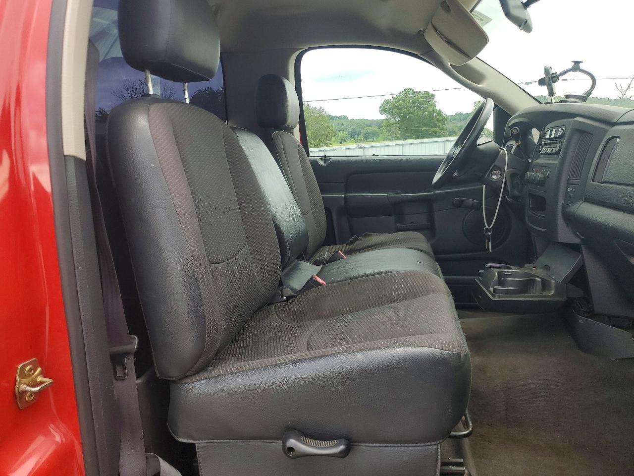 2003 Dodge RAM 1500 ST