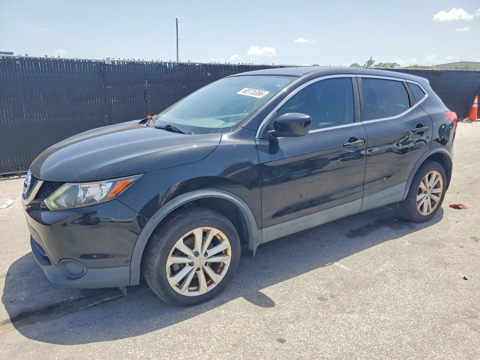 2017 Nissan Rogue Sport s