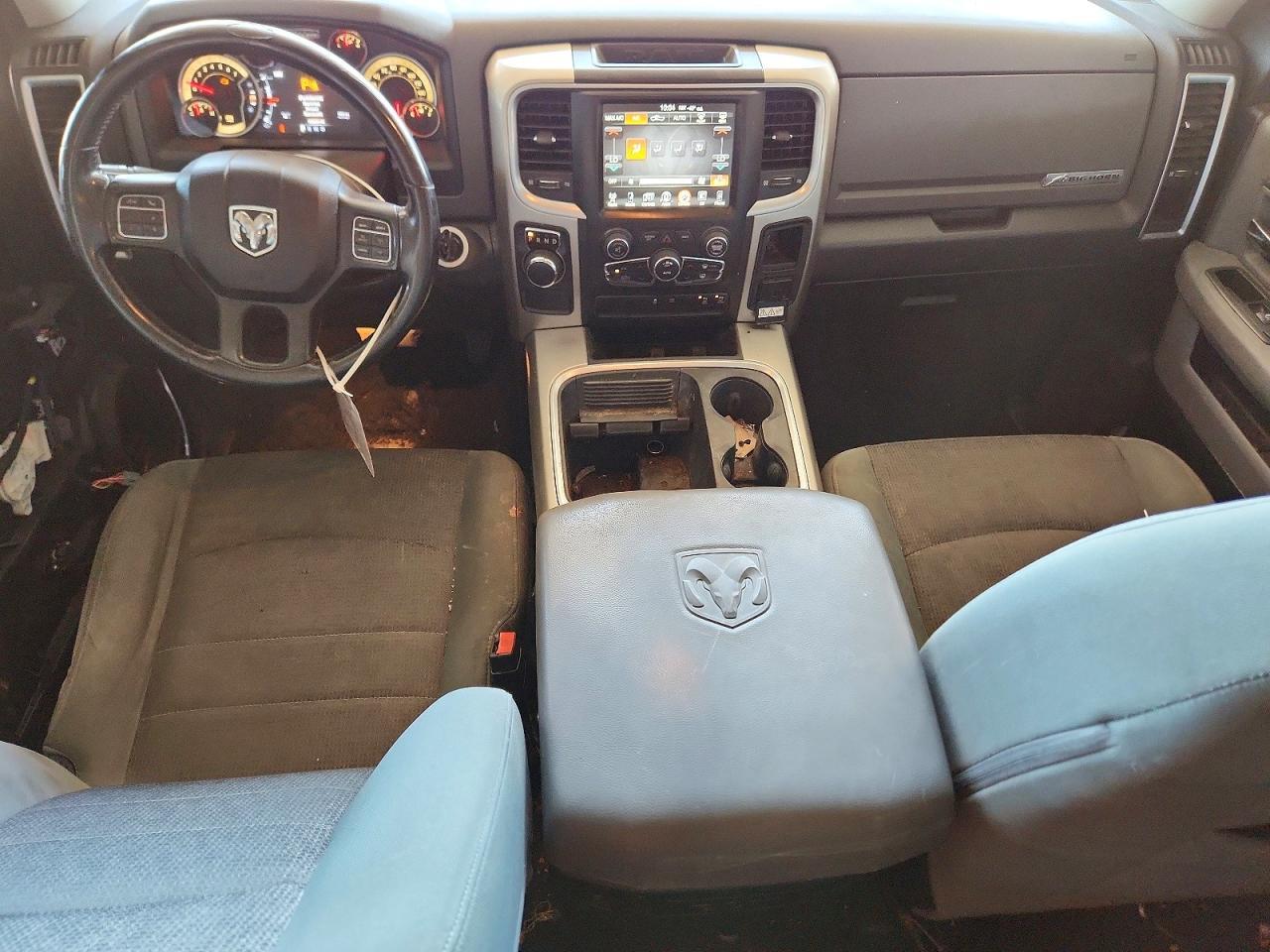 2017 Dodge RAM 1500 SLT
