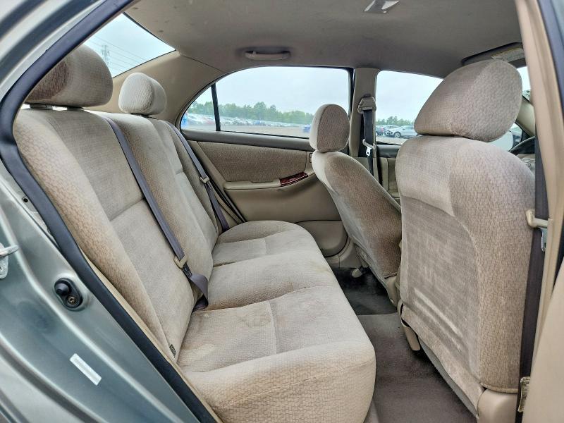 2004 Toyota Corolla le