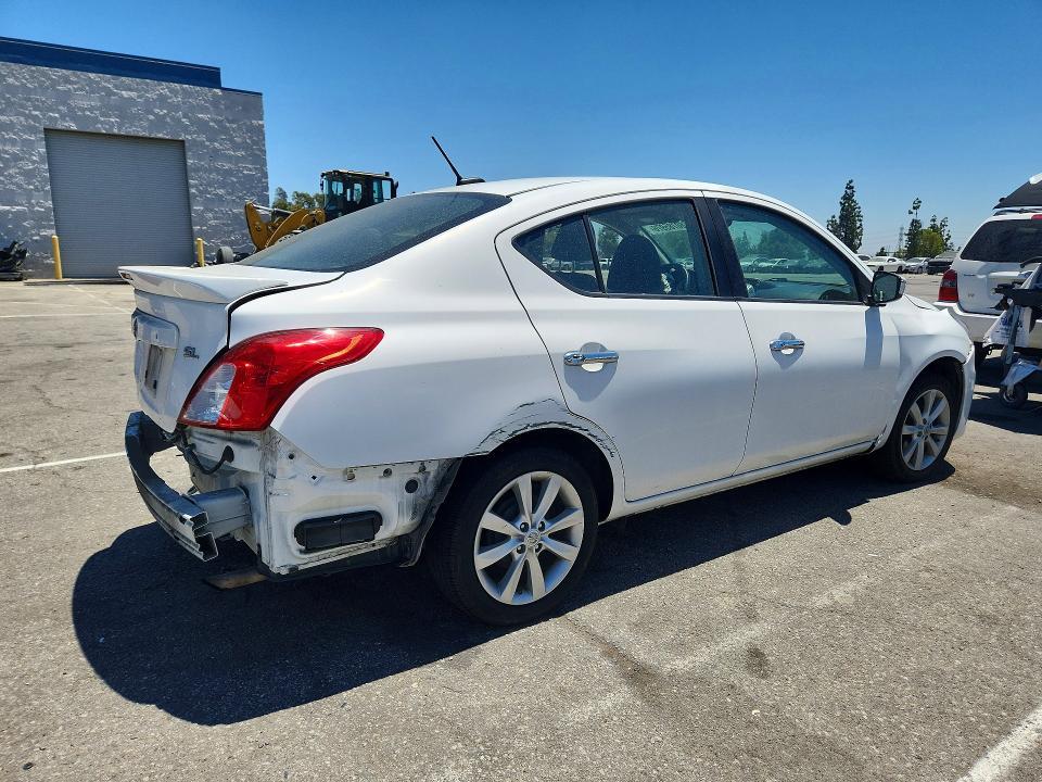 2016 Nissan Versa 1.6 sl
